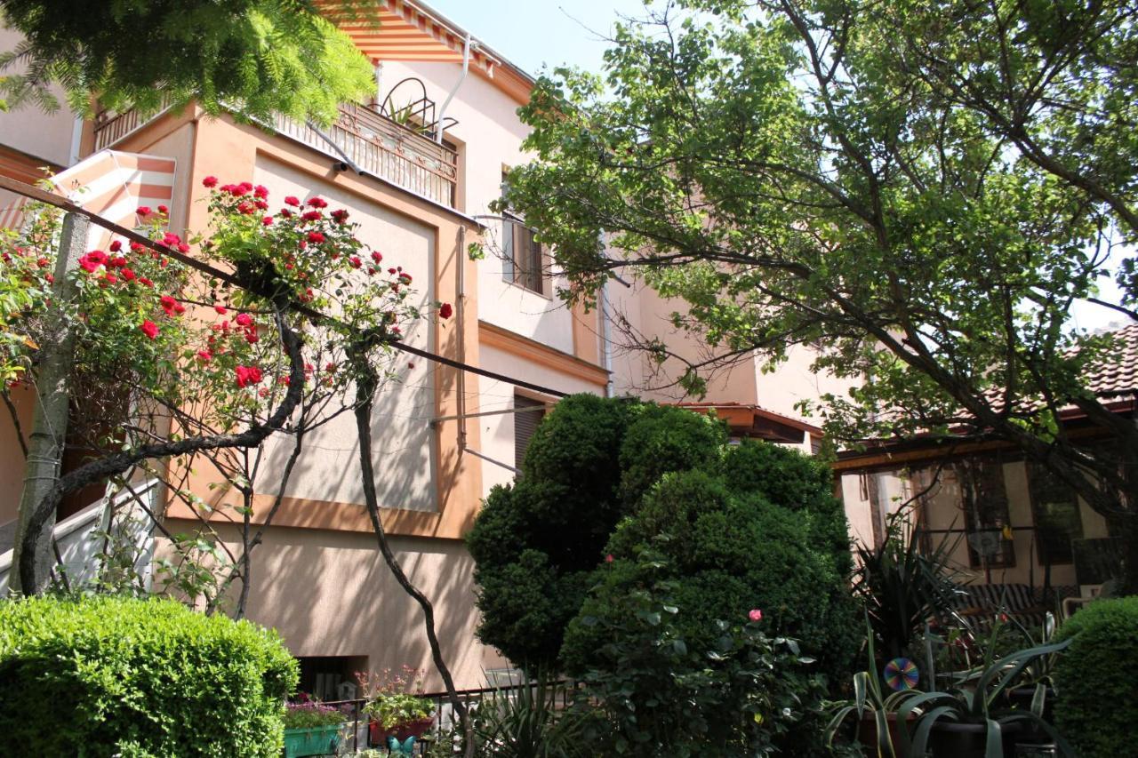 Orange House In The Old Town Plovdiv Hotel Exterior foto
