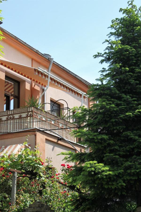 Orange House In The Old Town Plovdiv Hotel Exterior foto